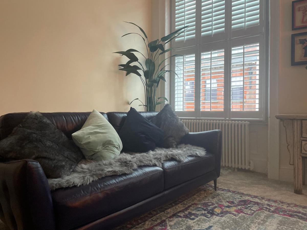 Luxury Apartment Opposite The Shambles York Exterior photo